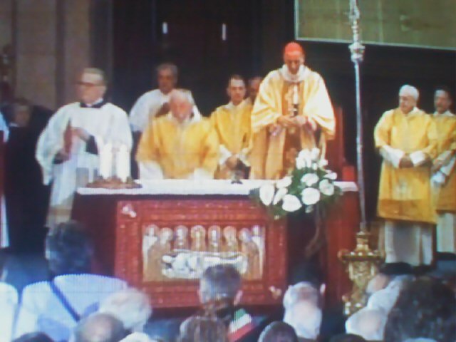 The Holy Mass in the Cathedral on April 10, 2010